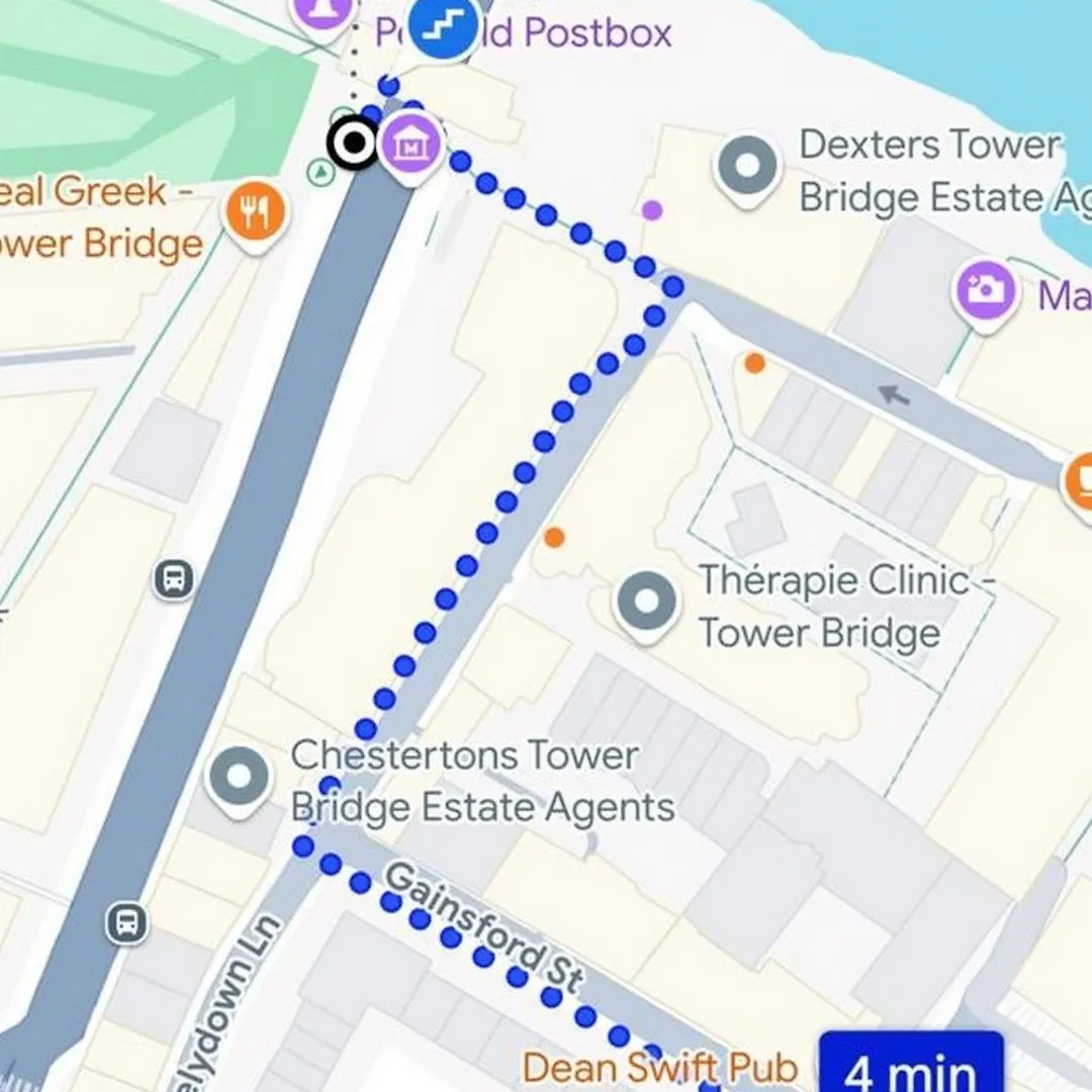 Serene Garden Flat - Steps From Tower Bridge London