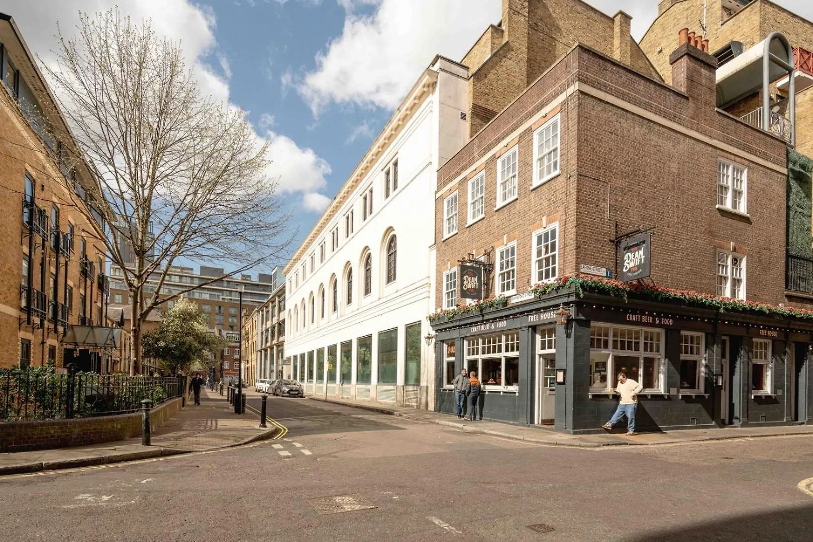 Apartment Serene Garden Flat - Steps From Tower Bridge London United Kingdom